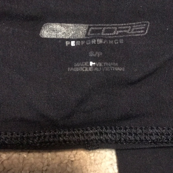 Express Capri compression pant - Picture 2 of 5